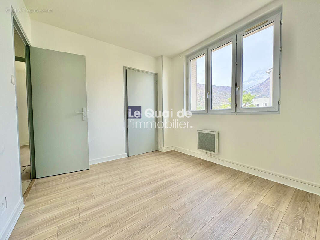Appartement à LA TRONCHE