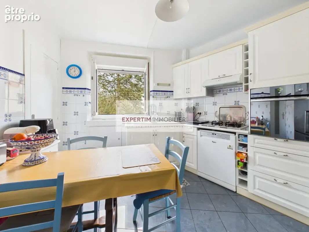 Appartement 95 m² à Versailles  - photo 6