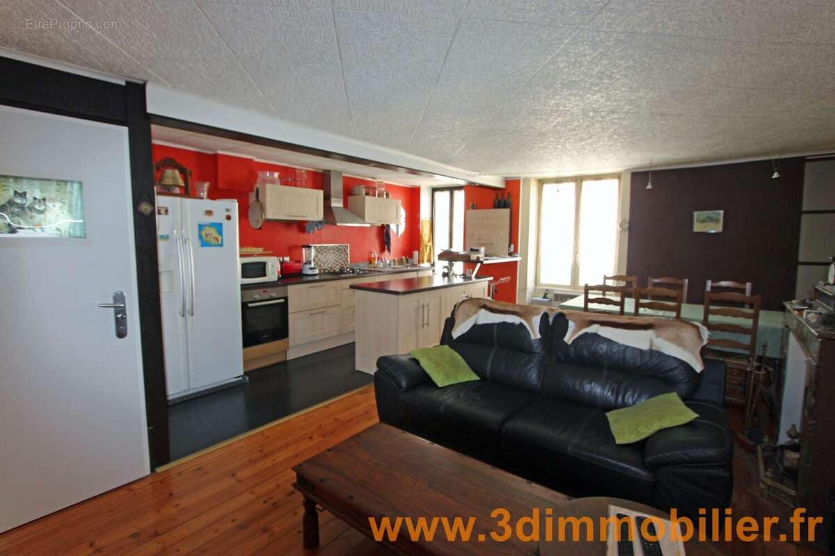 Appartement à LONS-LE-SAUNIER