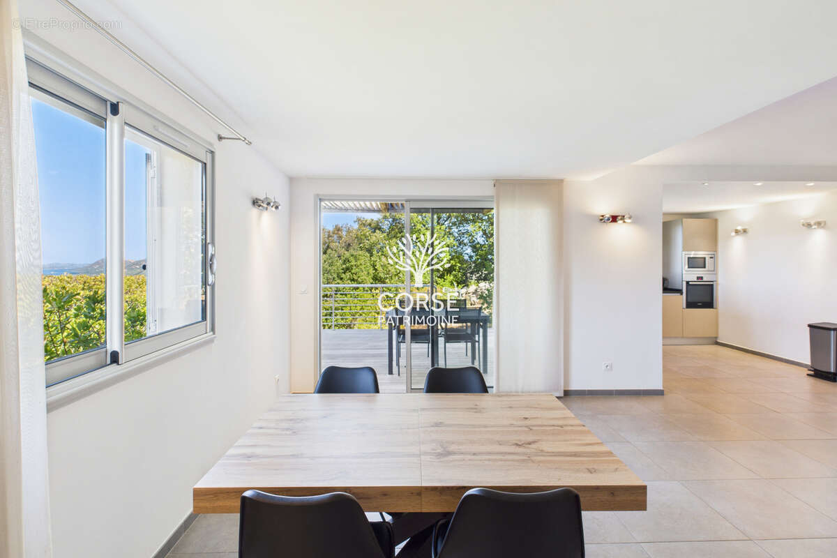 Maison à PORTO-VECCHIO