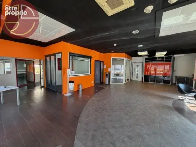 Local commercial - photo 7