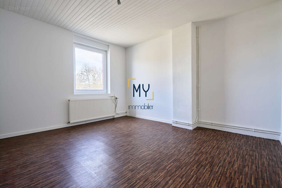 CHAMBRE 1/3 - Maison à vendre - 4 pièces - 85 m² - Marquette-Lez-Lille (Jardin) - À rénover - Maison à MARQUETTE-LEZ-LILLE