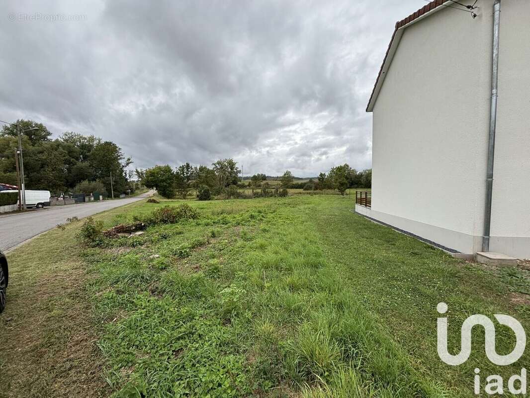 Photo 2 - Terrain à MONNEREN