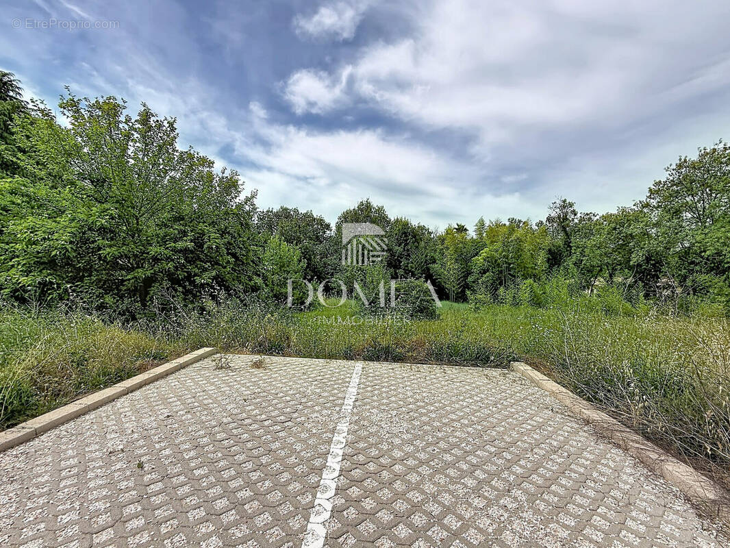 Terrain à PRADES-LE-LEZ