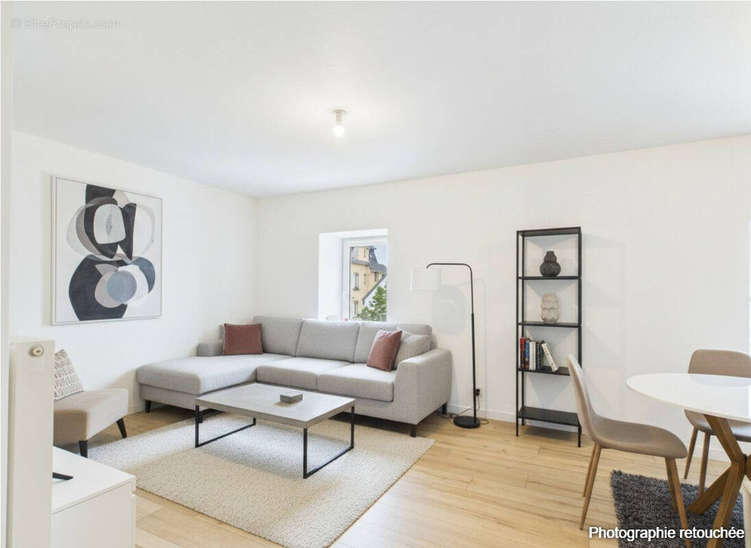 SALON - Appartement à COLMAR