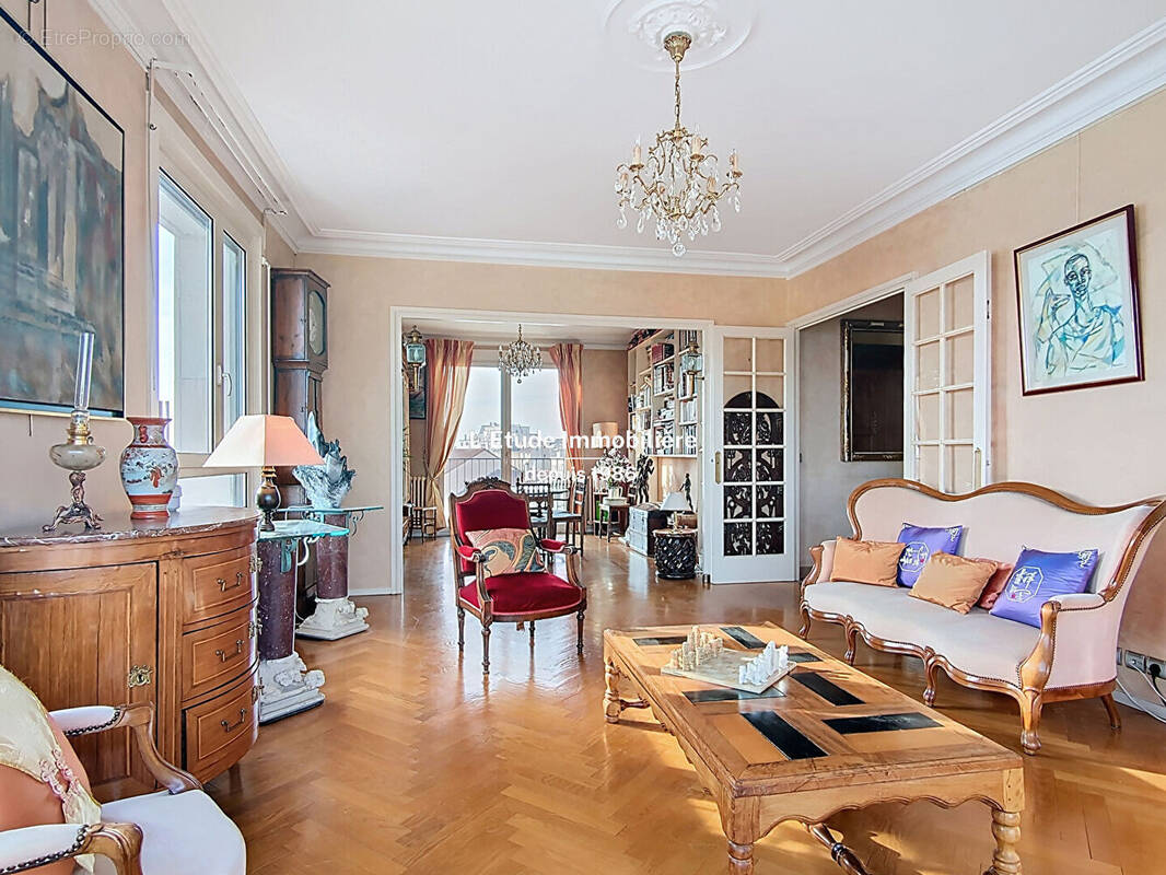 Appartement à LYON-6E