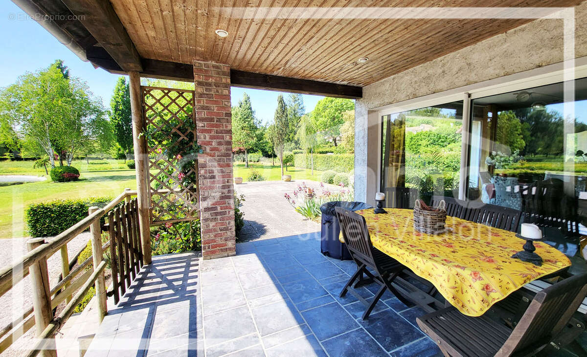 Maison à ESTREELLES