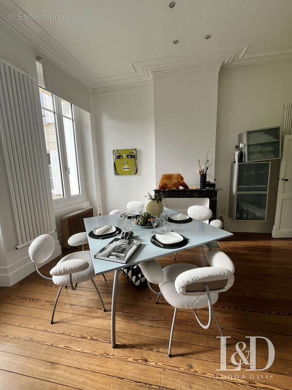 Salle à manger - Maison à MACAU