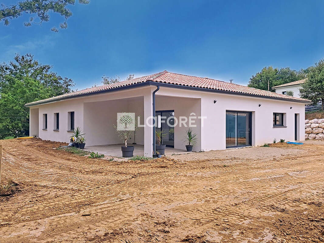 Maison à MONCLAR-DE-QUERCY