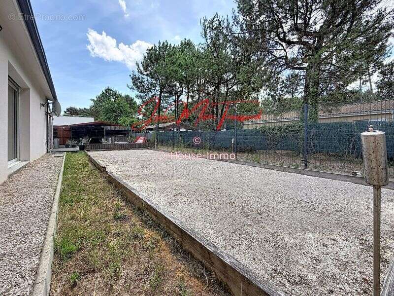 Maison 128 m² à Le Pian-Medoc  - photo 43