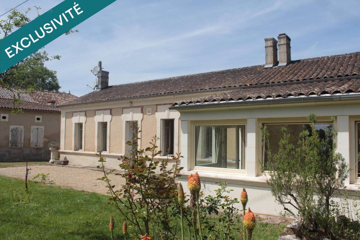 Photo 1 - Maison à SAINT-CIERS-CHAMPAGNE