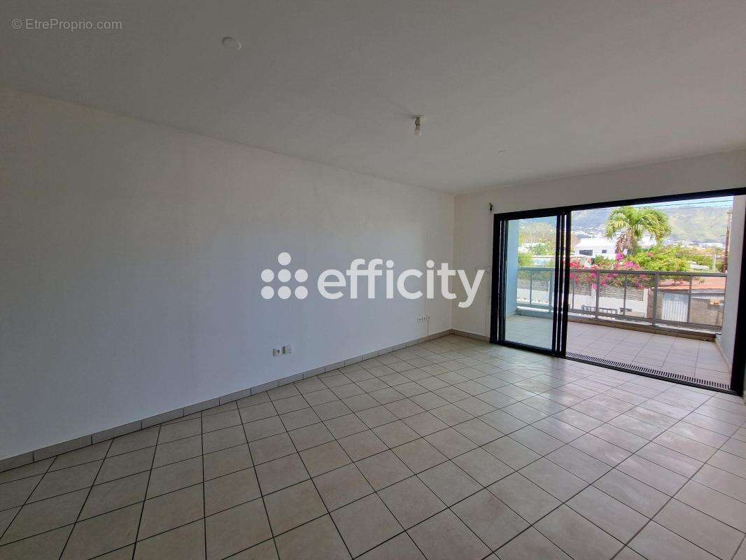 Appartement à SAINT-DENIS