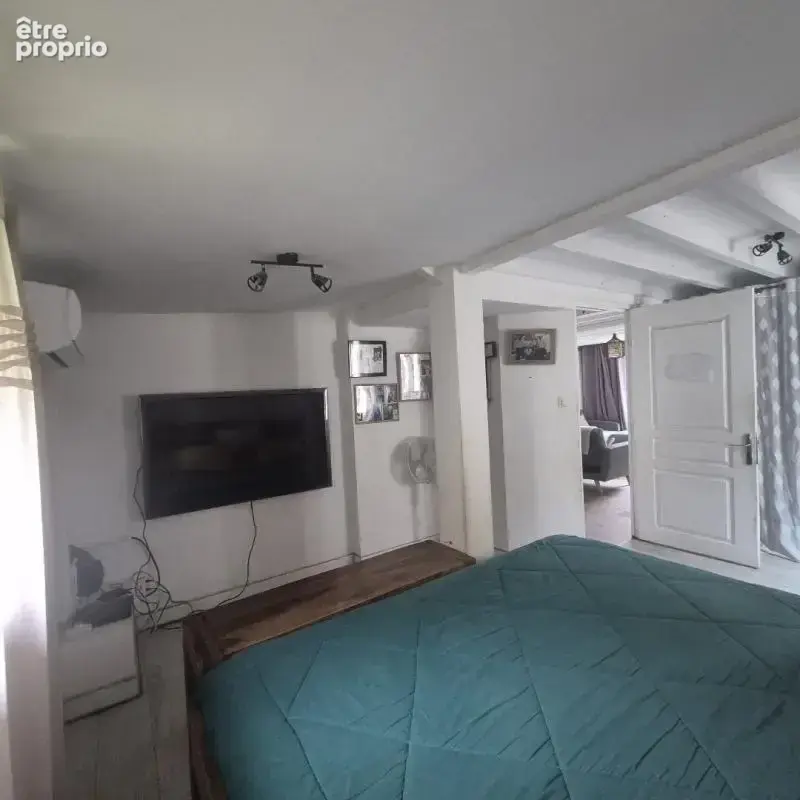 Maison 4 pièces 89 m² à vendre à Le Tampon (97430) - photo 8