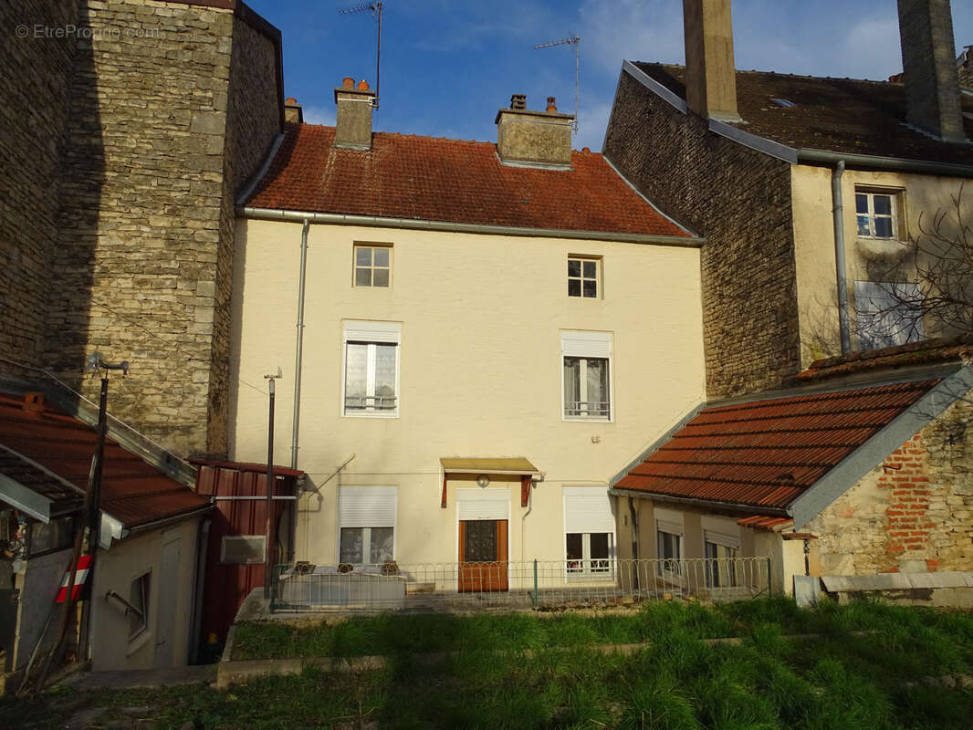 Maison à CHATILLON-SUR-SEINE