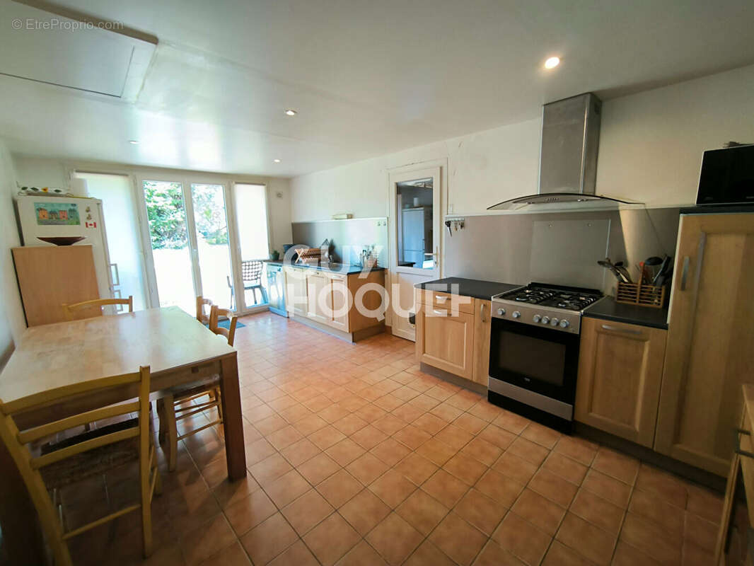 Maison à SAINT-GUINOUX