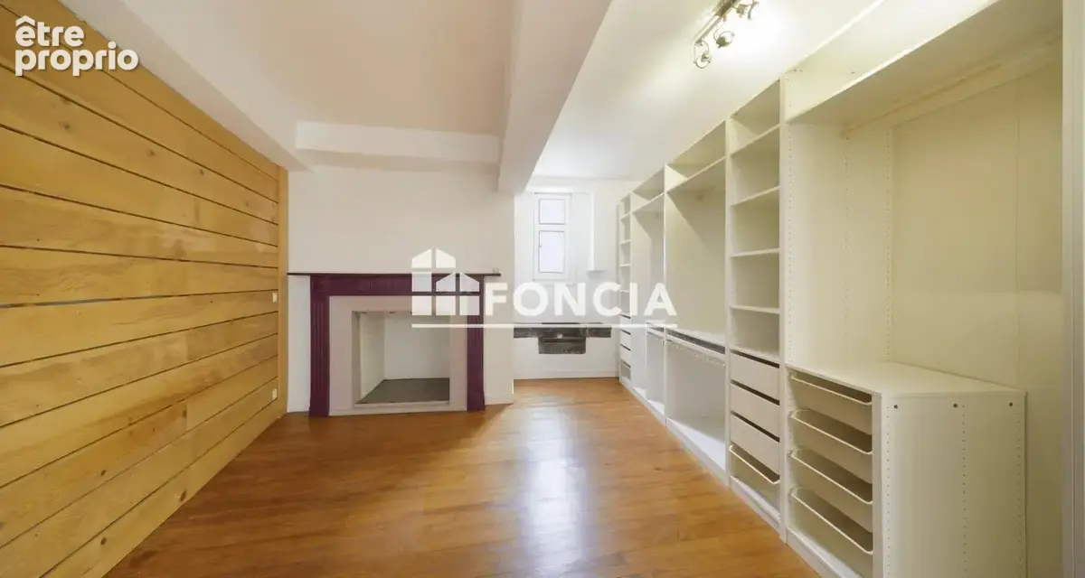 Oloron-Sainte-Marie – Quartier Sainte-Marie – Appartement rénové de 80 m² avec 2 chambres - photo 6