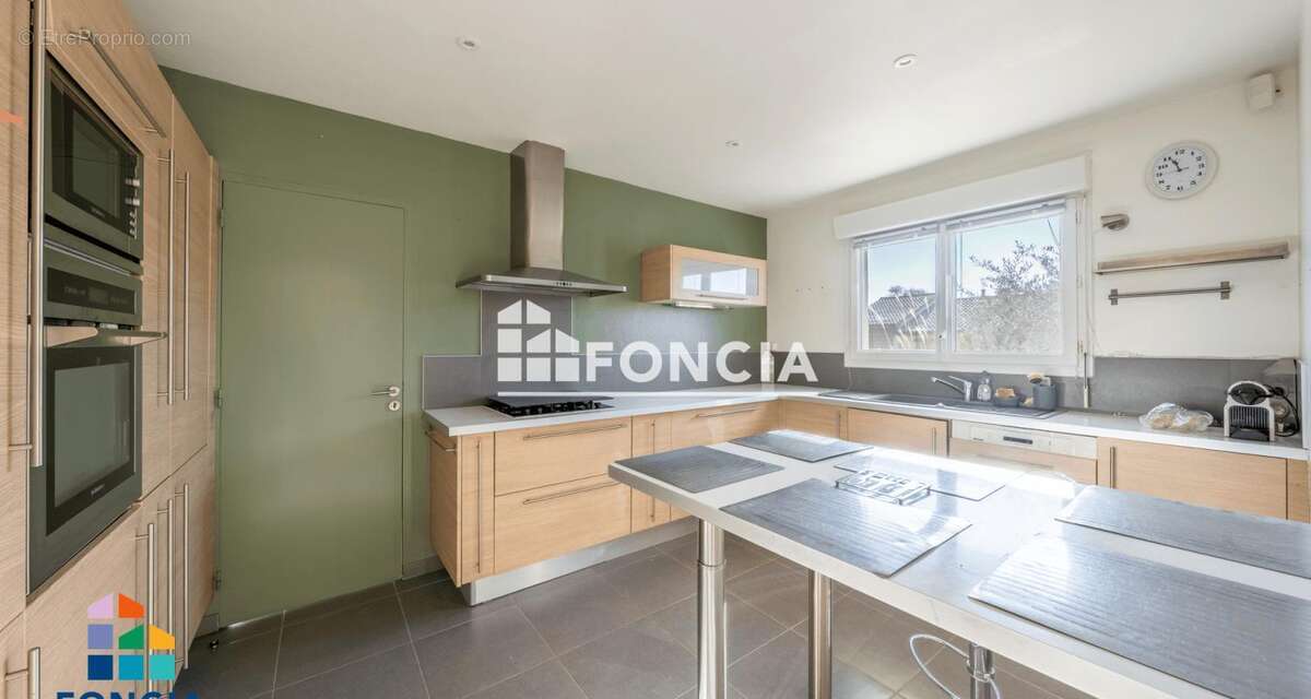 Maison à LE HAILLAN