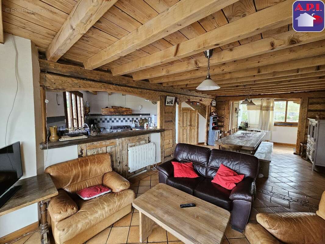 Maison à SAINT-PIERRE-DELS-FORCATS