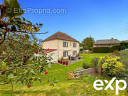 Maison à BELLENGREVILLE