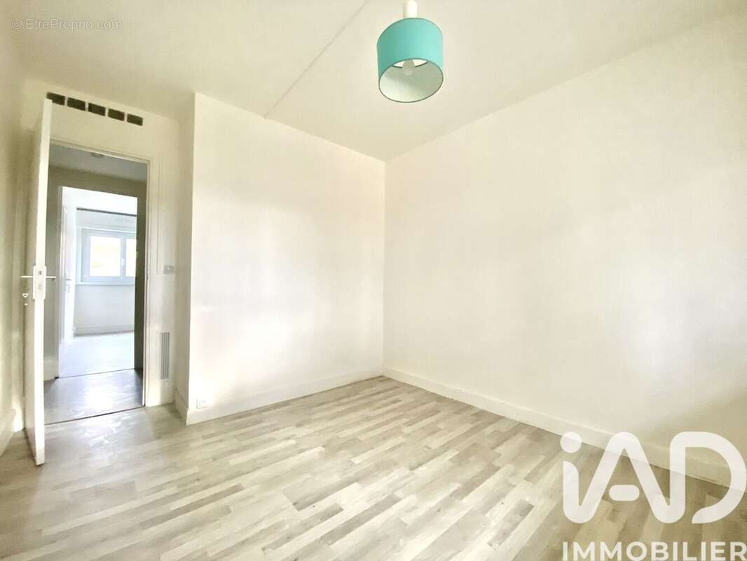 Photo 4 - Appartement à SAVIGNY-SUR-ORGE