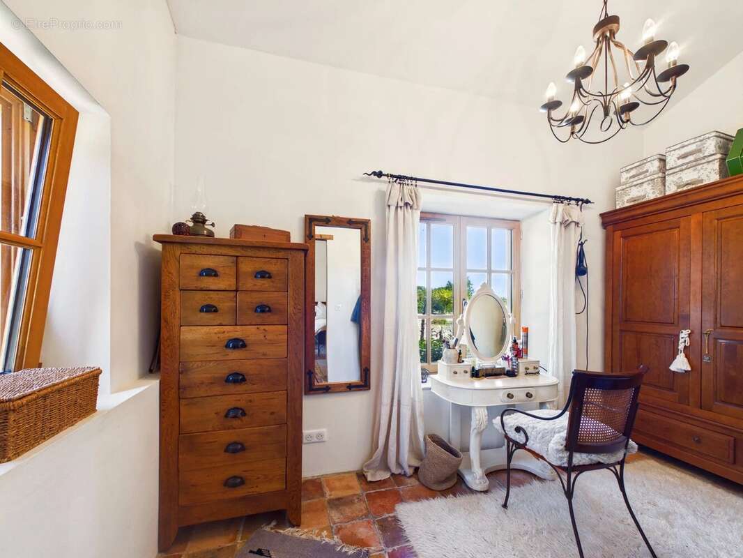 Belle demeure périgourdine avec grange et piscine - photo 12
