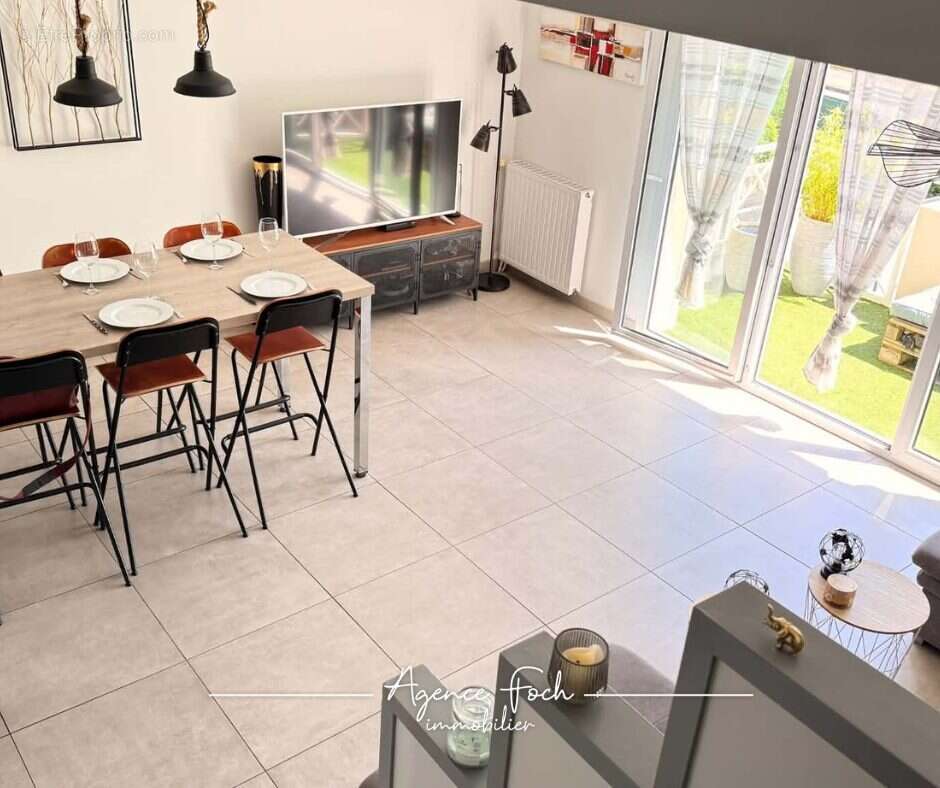 Maison 107 m² à Tarbes  - photo 6