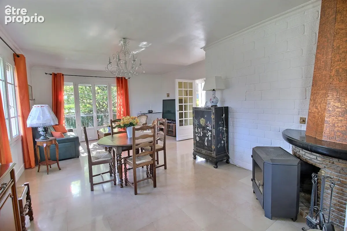 Photo Maison à Nogent-Le-Roi au prix de 253 000€