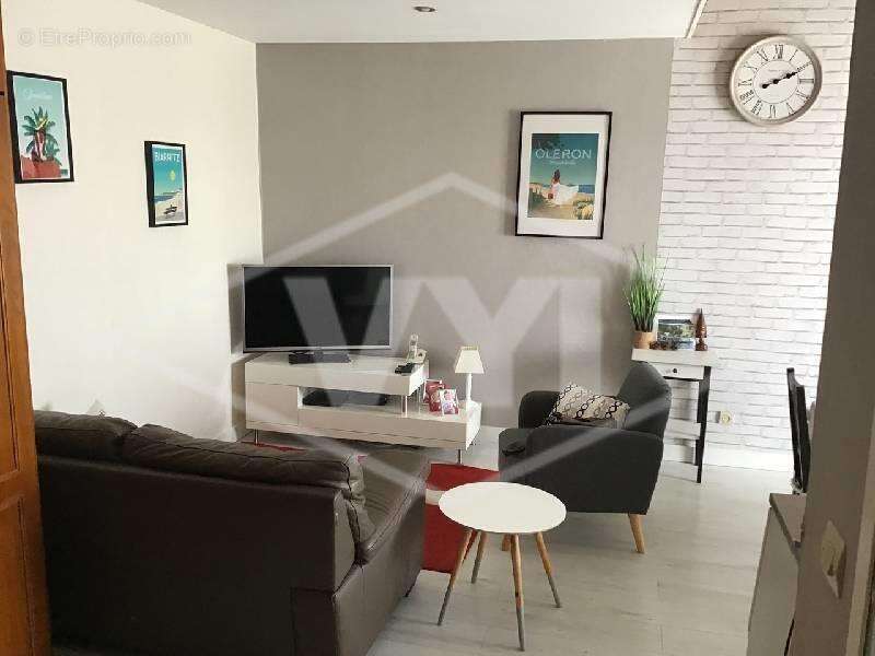 Appartement à COMBS-LA-VILLE