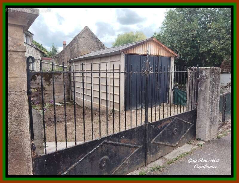 Appartement à PRECY-SOUS-THIL