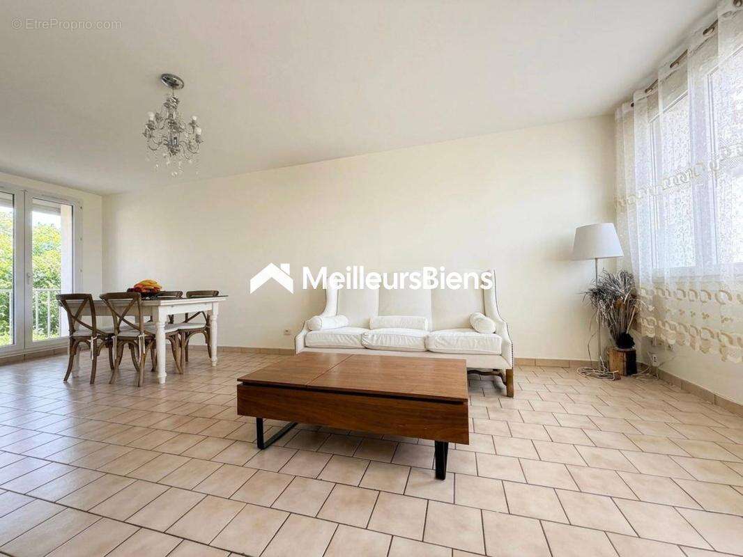 Maison à COURDIMANCHE