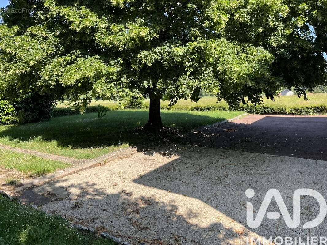 Maison 120 m² à Bethines  - photo 6