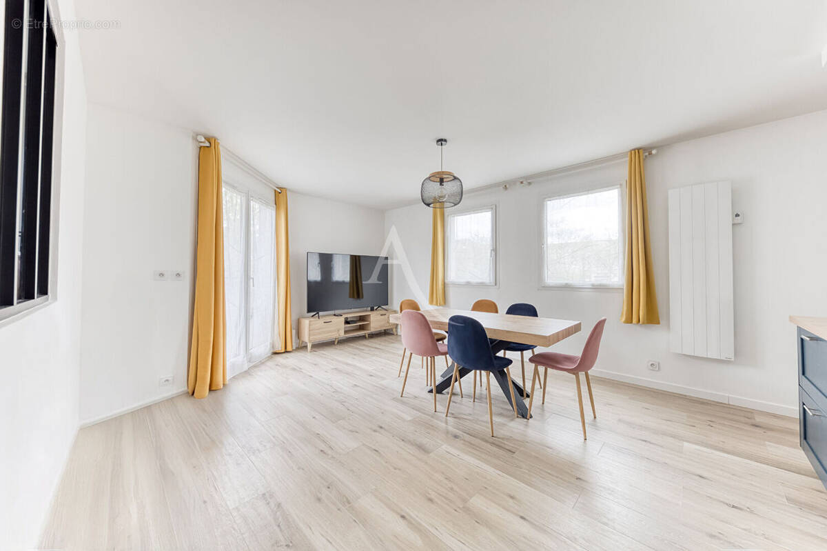 Appartement à BUSSY-SAINT-GEORGES