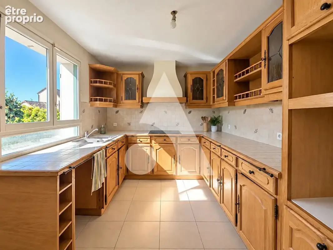 Maison familiale avec dependance - dpe c - photo 5