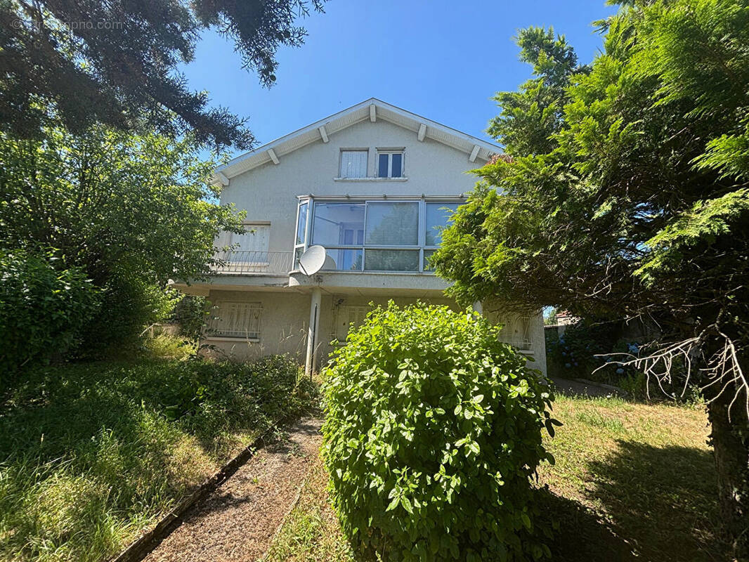 Maison à SAINT-ETIENNE