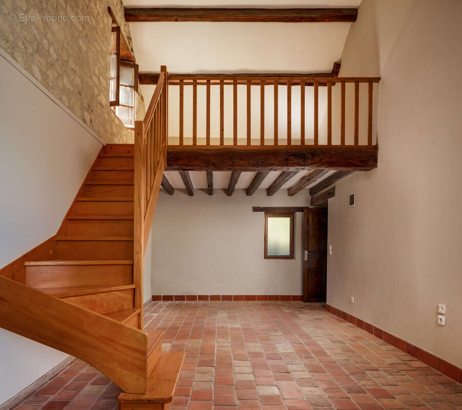 Maison à SUBLIGNY