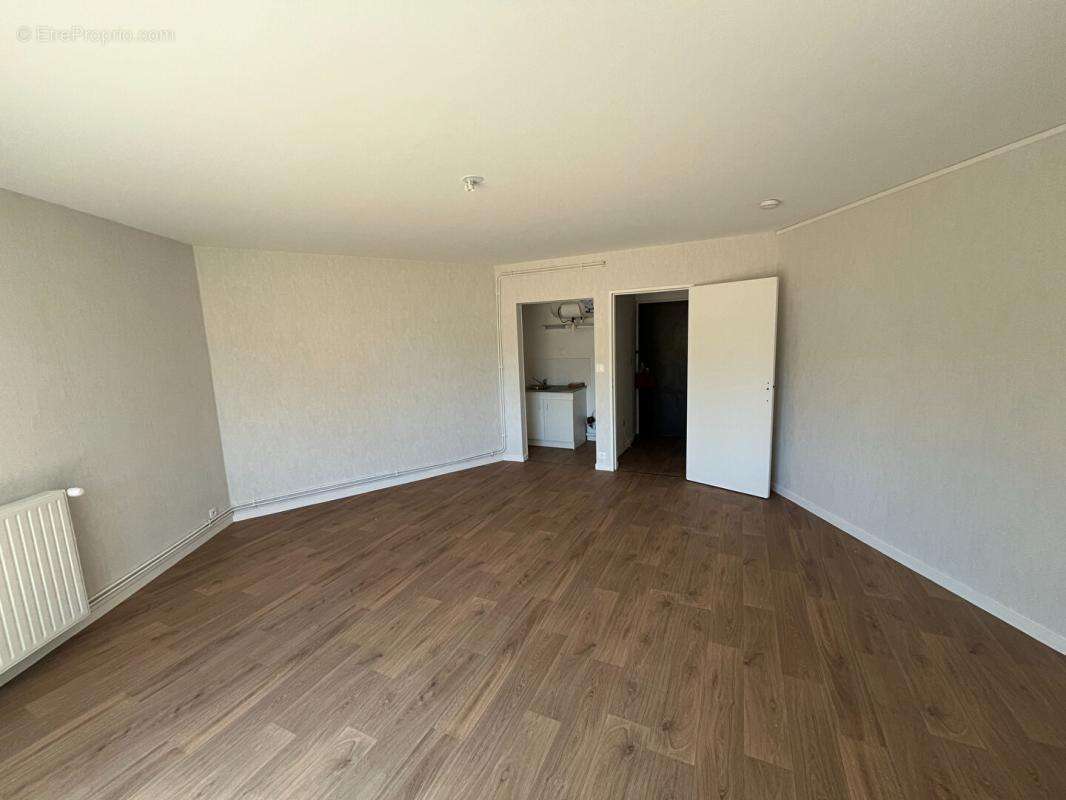 Angers Éventard - appartement duplex avec balcon - photo 4