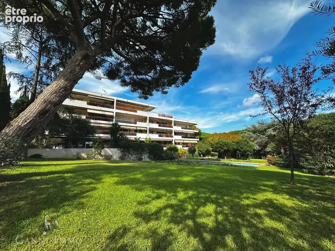 Appartement 4 pieces vue mer cannes grande terrasse - cave garage - photo 27
