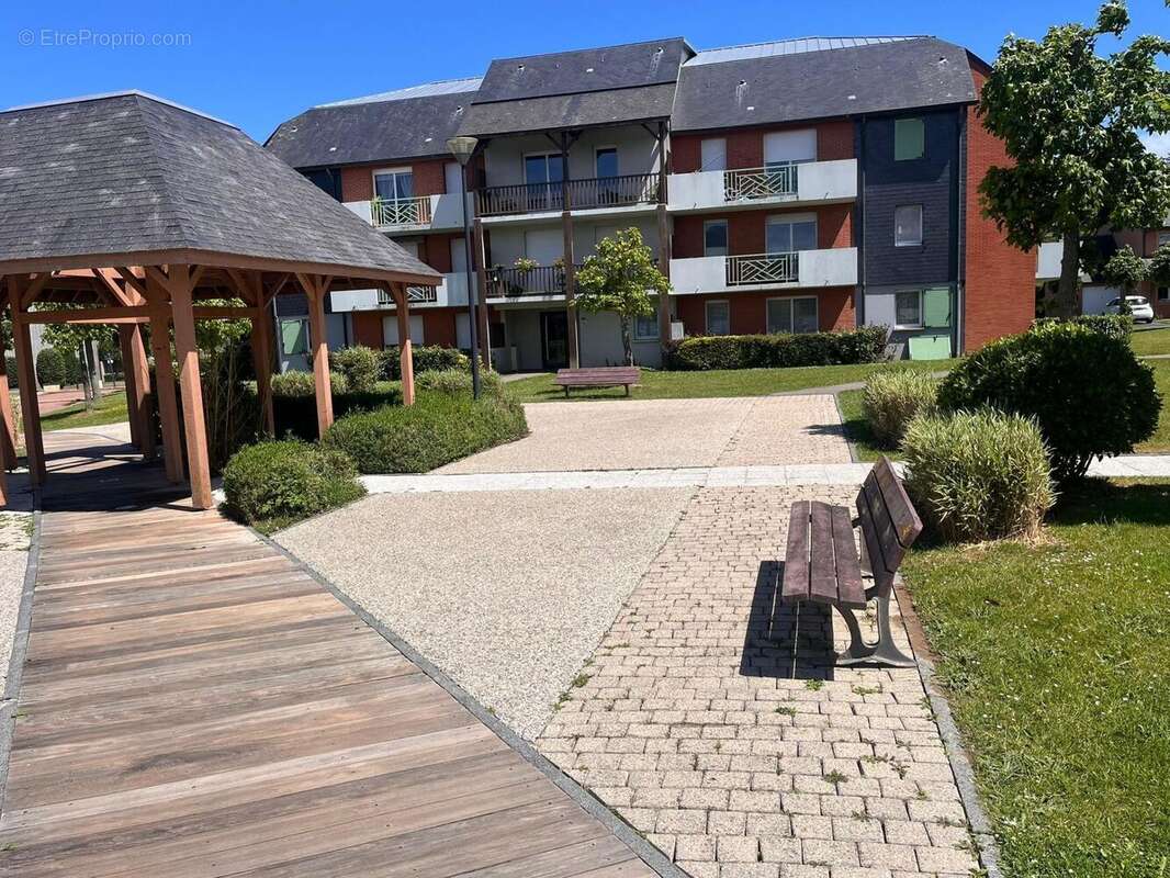 Photo 2 - Appartement à LA RIVIERE-SAINT-SAUVEUR