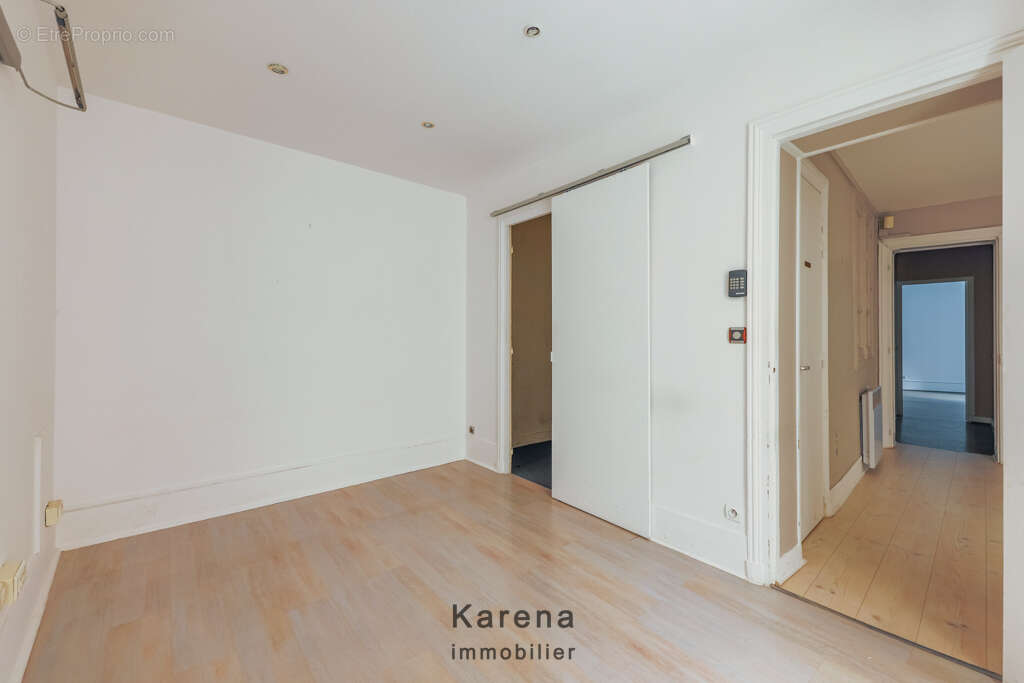 Commerce à PARIS-14E