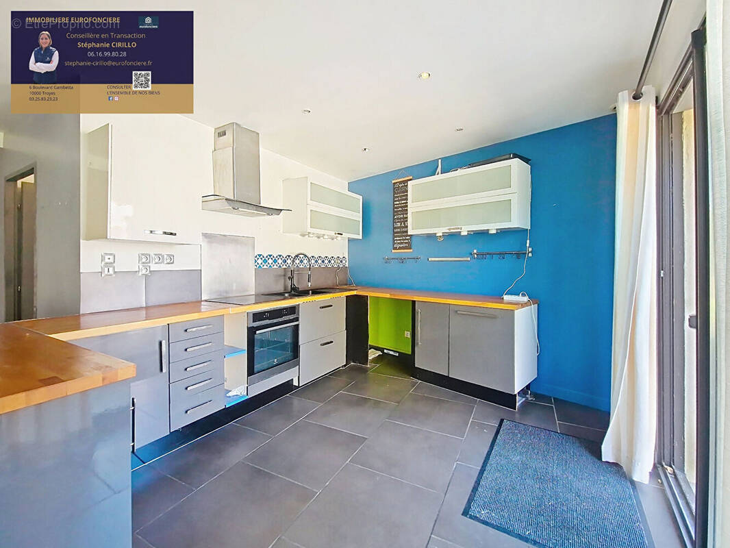 Maison à MONTIERAMEY