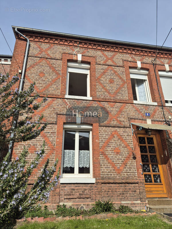 Maison à NEUFCHATEL-EN-BRAY