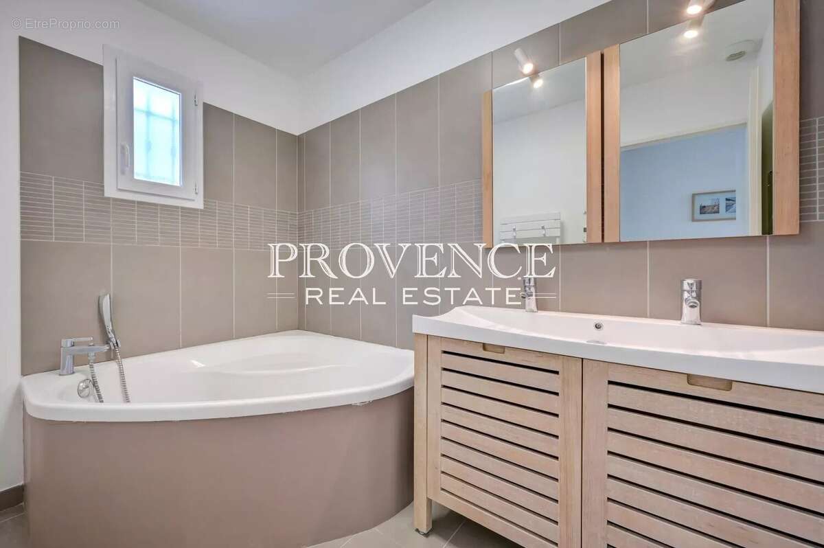 Maison à MARSEILLE-11E