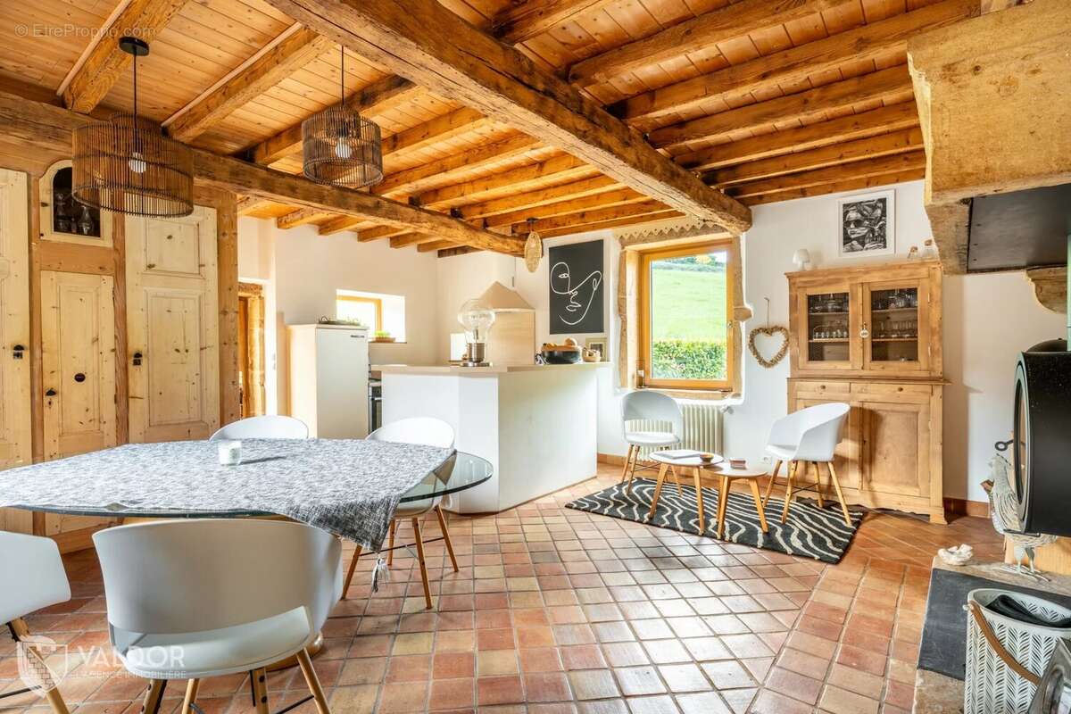 Maison à COGNY
