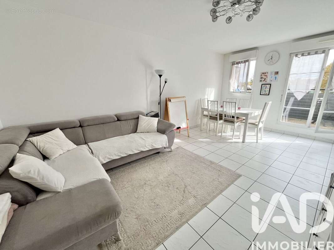 Photo 4 - Appartement à VILLENOY