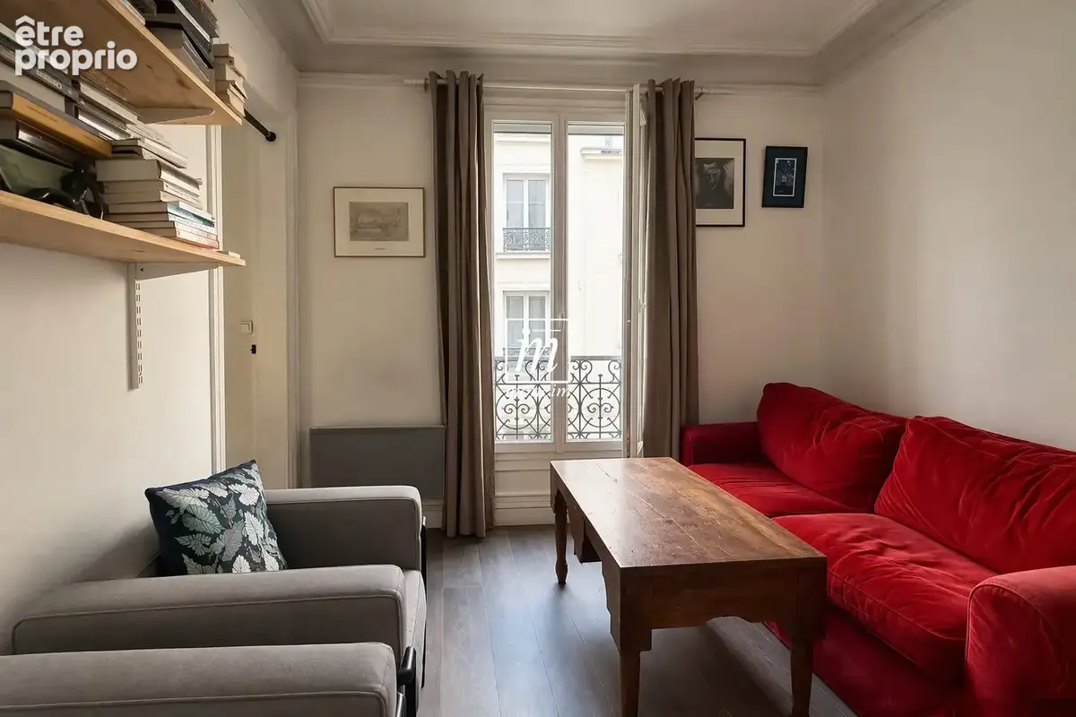 Appartement à PARIS-18E