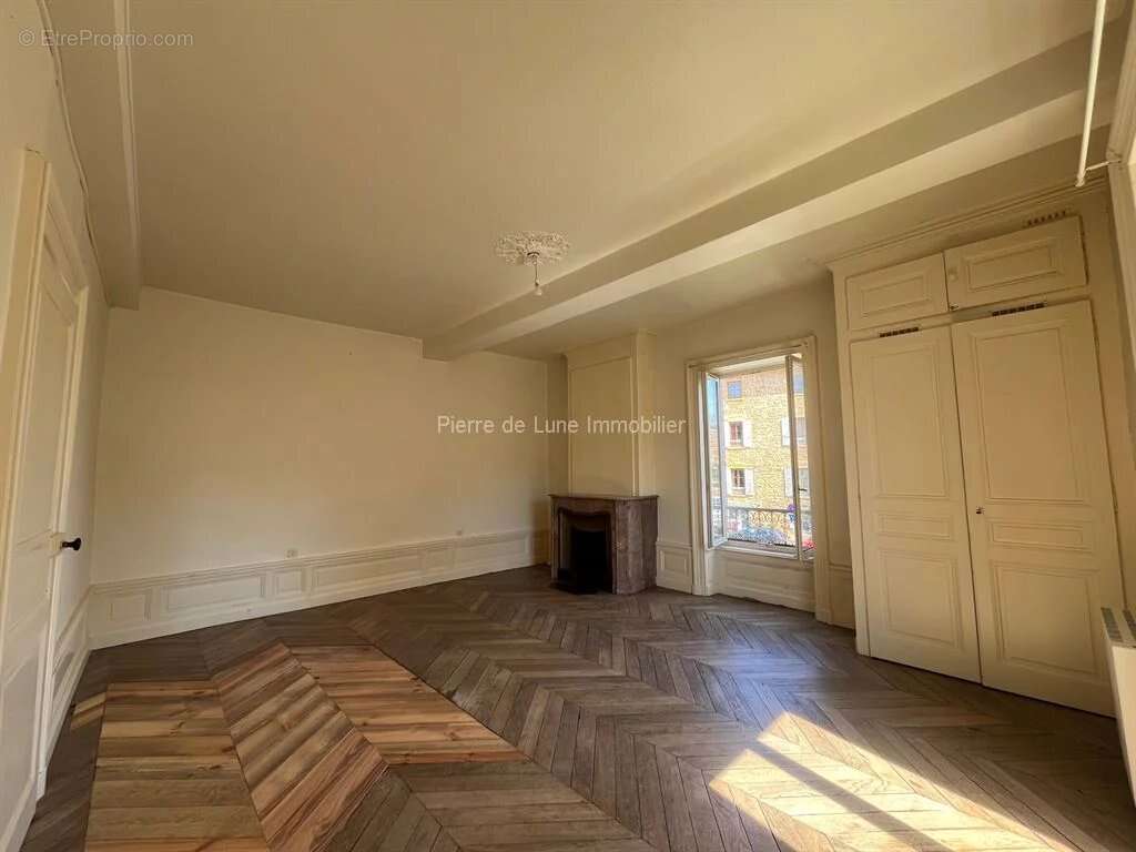 Appartement à CHESSY