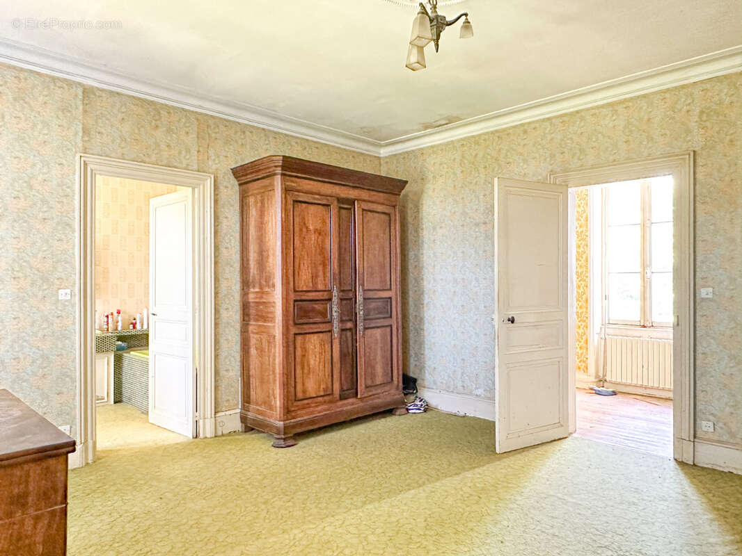 Maison à VILLARS-EN-PONS