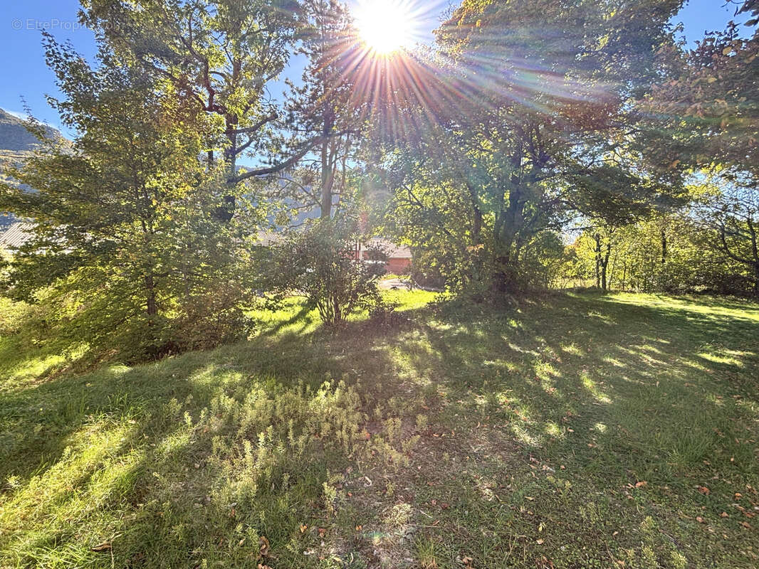 Maison à LA ROCHE-DES-ARNAUDS