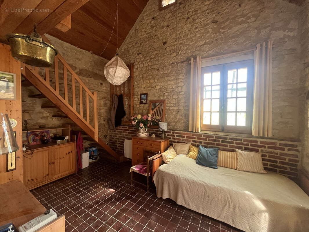 Maison à COMMES