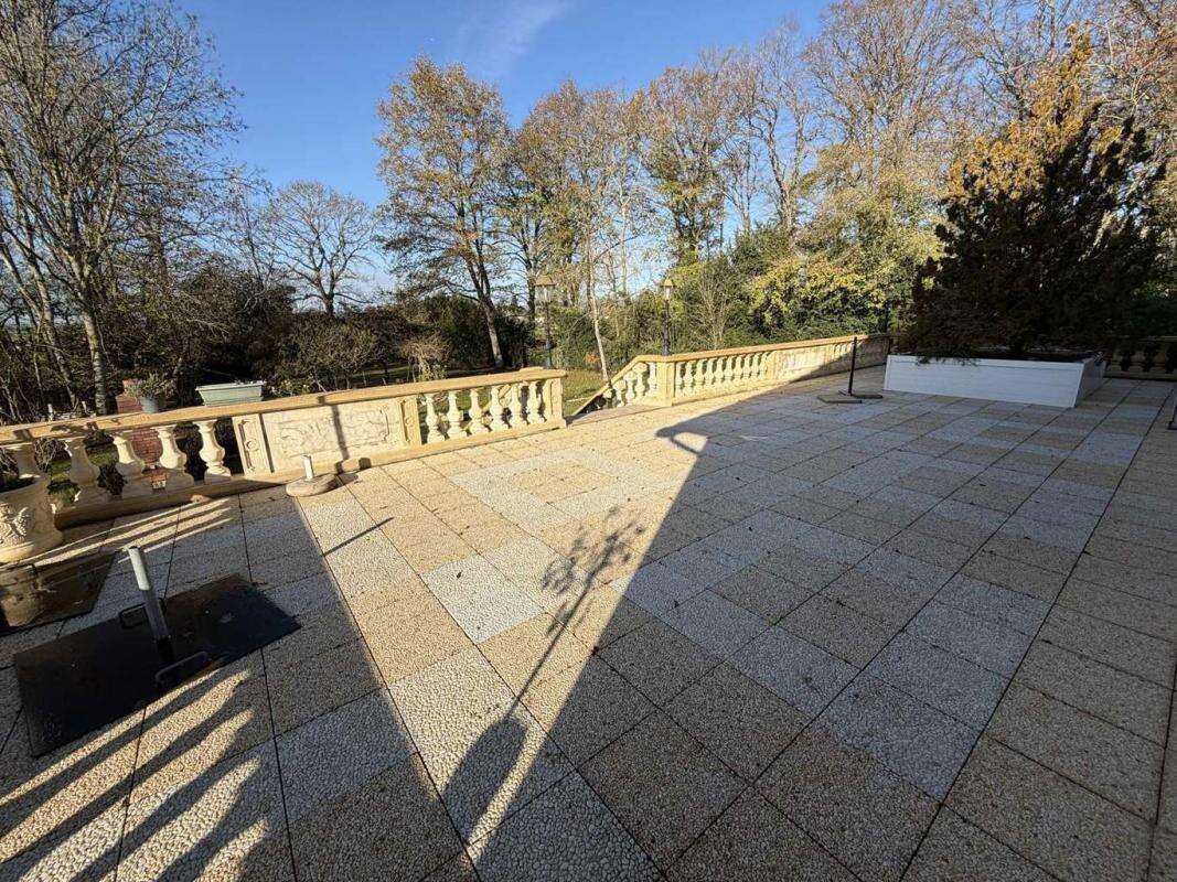 Maison à SAINT-LONGIS